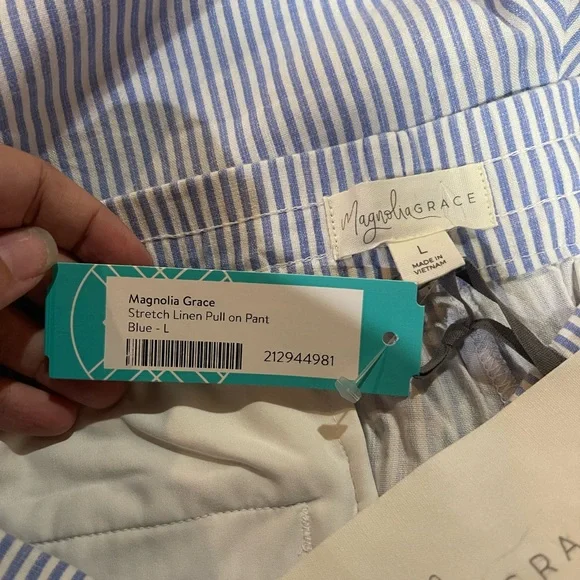 Magnolia Grace Stretch Linen Pull On Pants in Blue and White Stripes Size L - Picture 4 of 5